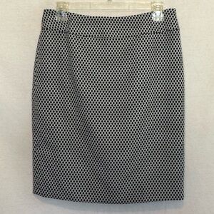 F-119 Kasper Black & White Lined‎ MIDI Skirt Size 2P